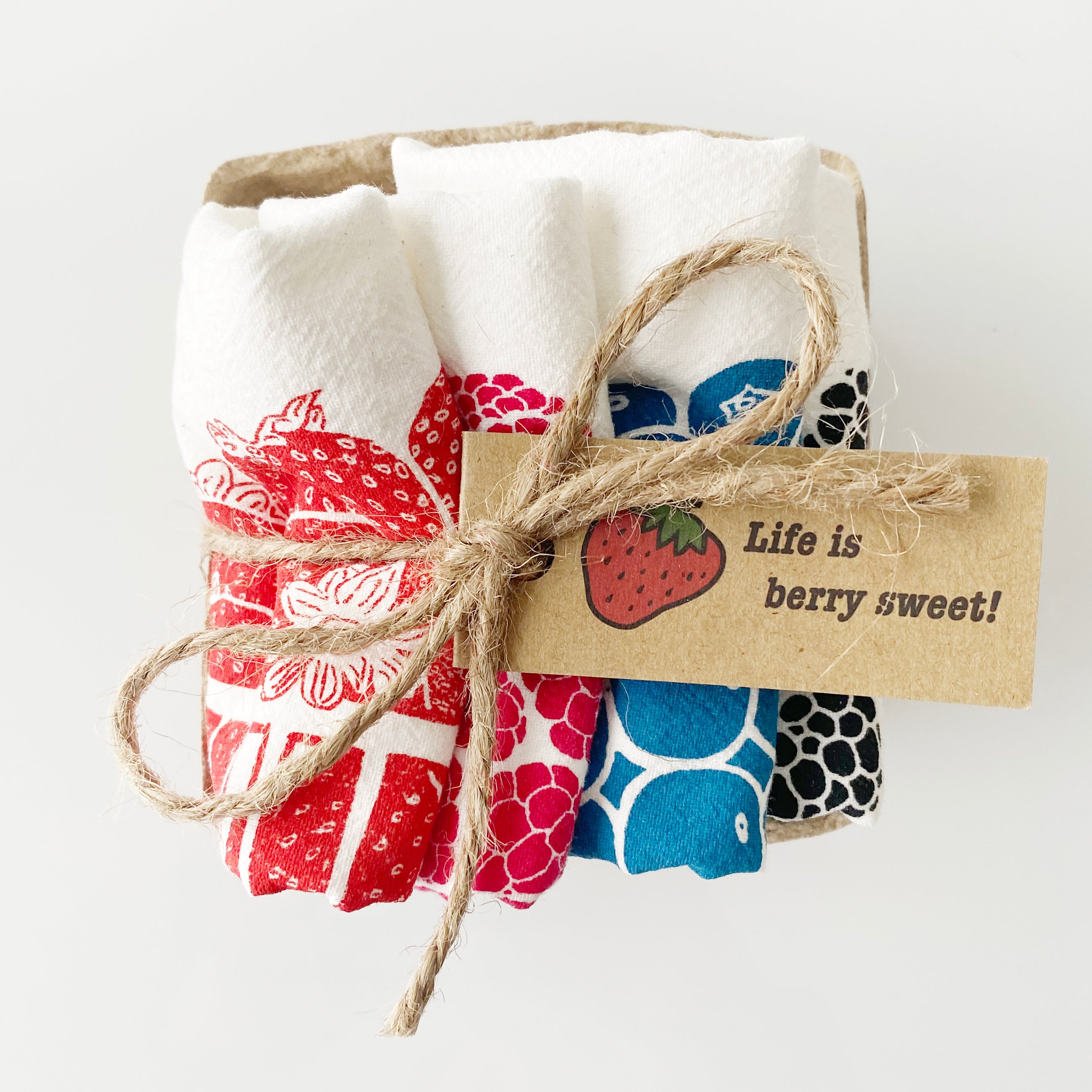Mixed Berry Basket Napkin Set