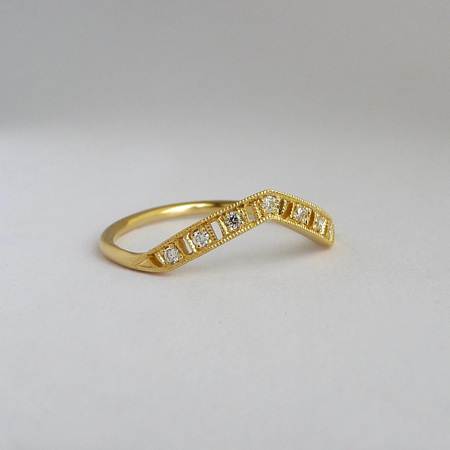 Cassat Low Point Ring