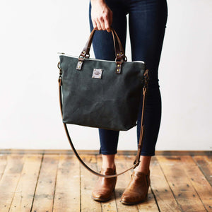 The Crossbody Day Bag - Forest Green