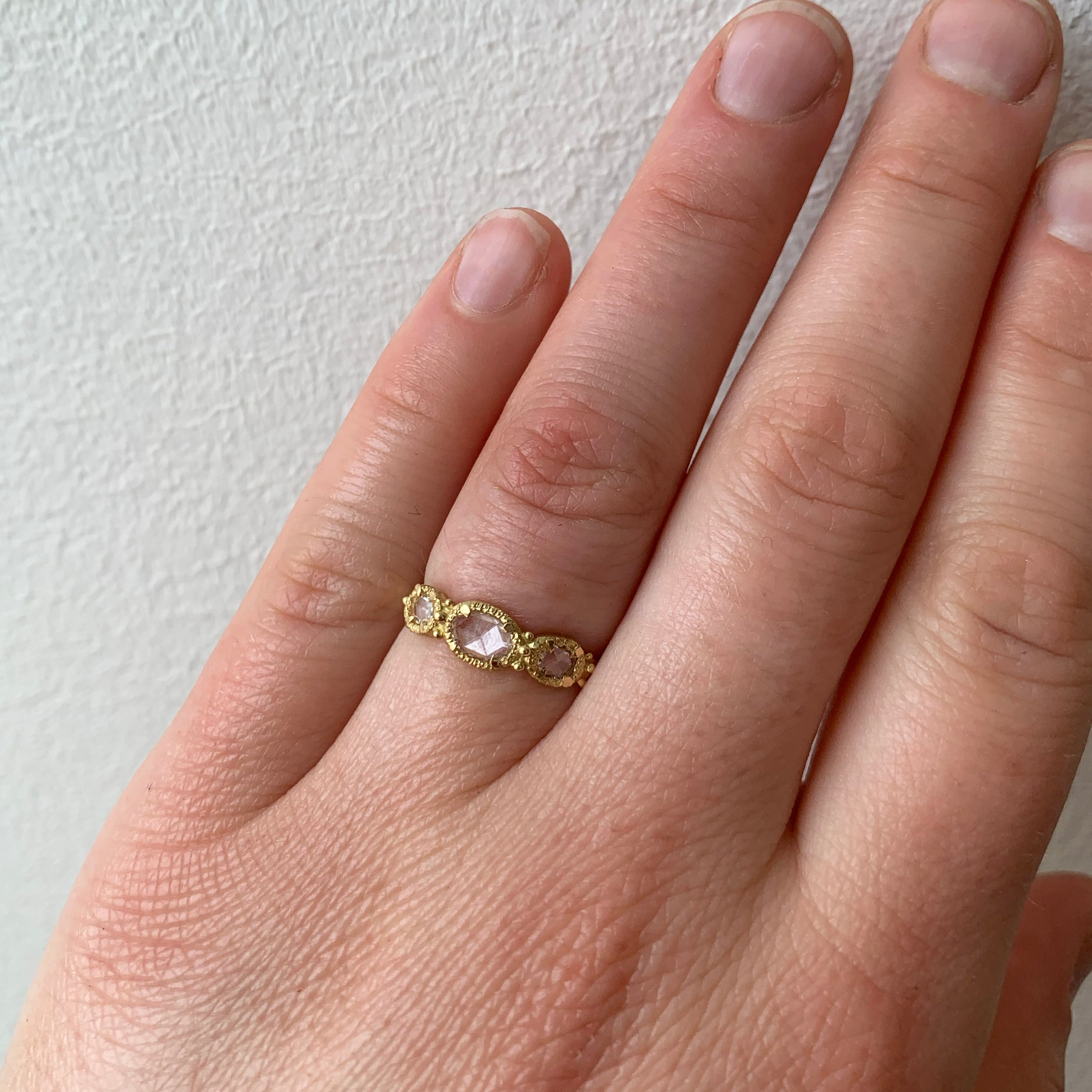 18k Dew Garland Diamond Ring