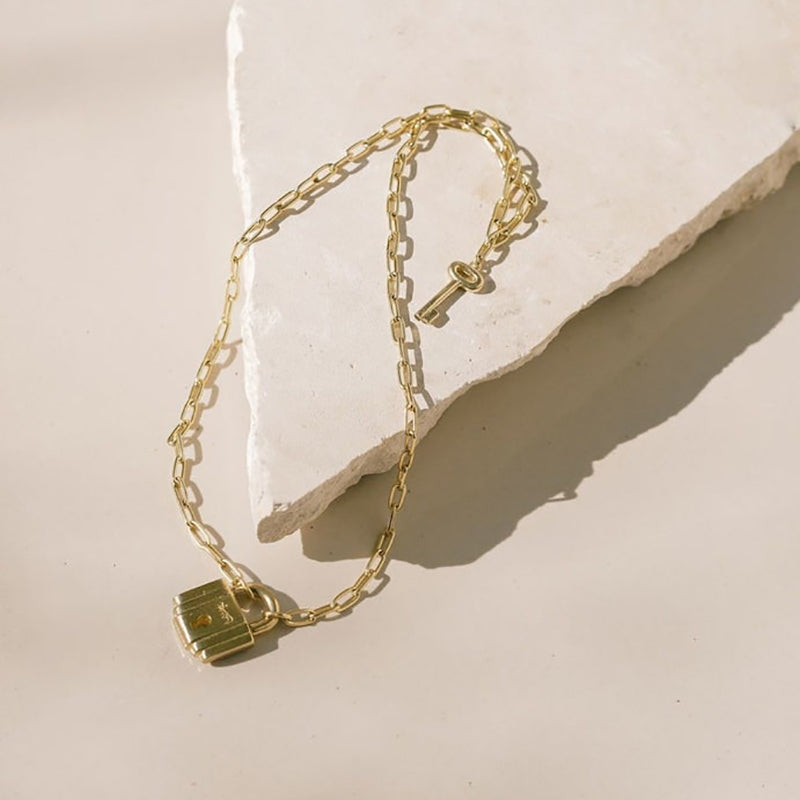 Gembok Necklace - Step