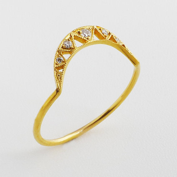 14K Vaeda Ring - KESTREL