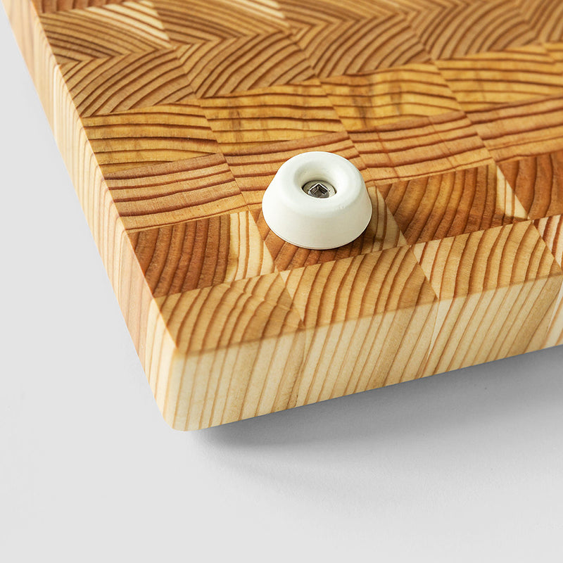 Larch Wood Cutting Board - One Hander